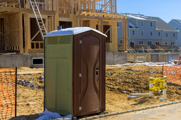 Best Sanitation services for porta potties  in Youngstown, NY